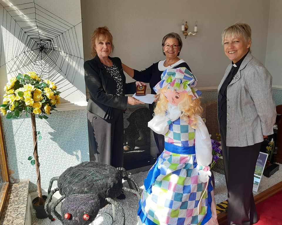 Business Scarecrow Trail Award to R Gwinnells & Sons